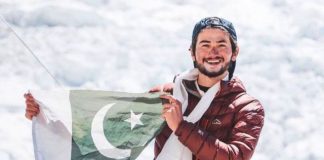 Pak youngest mountaineer to conquer K2