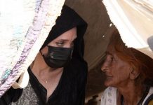 Angelina Jolie visits Pakistan to support flood affected people
