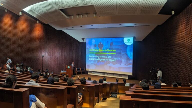 AKU Showcase Explores AI in Research for Global Impact