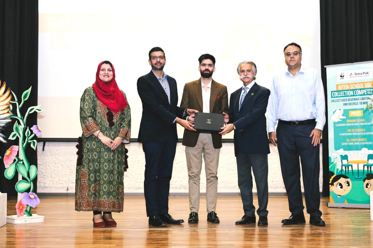 Tetra Pak and WWF-Pakistan recognise Lahore school for carton recycling achievement